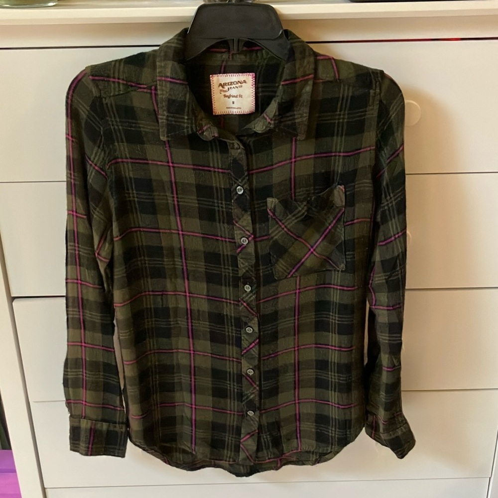 🌿Arizona Jean Co Size Medium Button Down Flannel Top